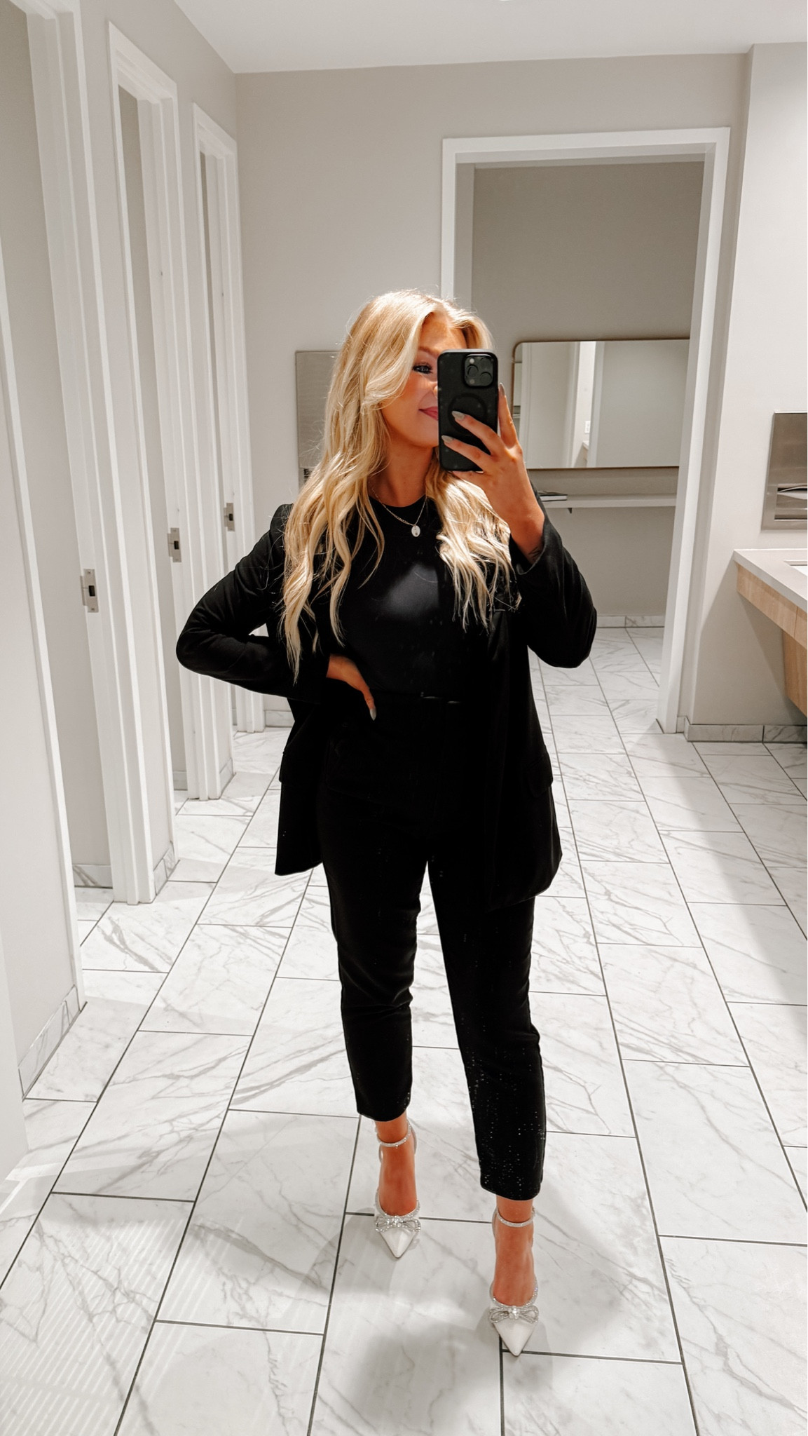 Business casual office outfit 

#LTKWorkwear #LTKSeasonal #LTKHoliday