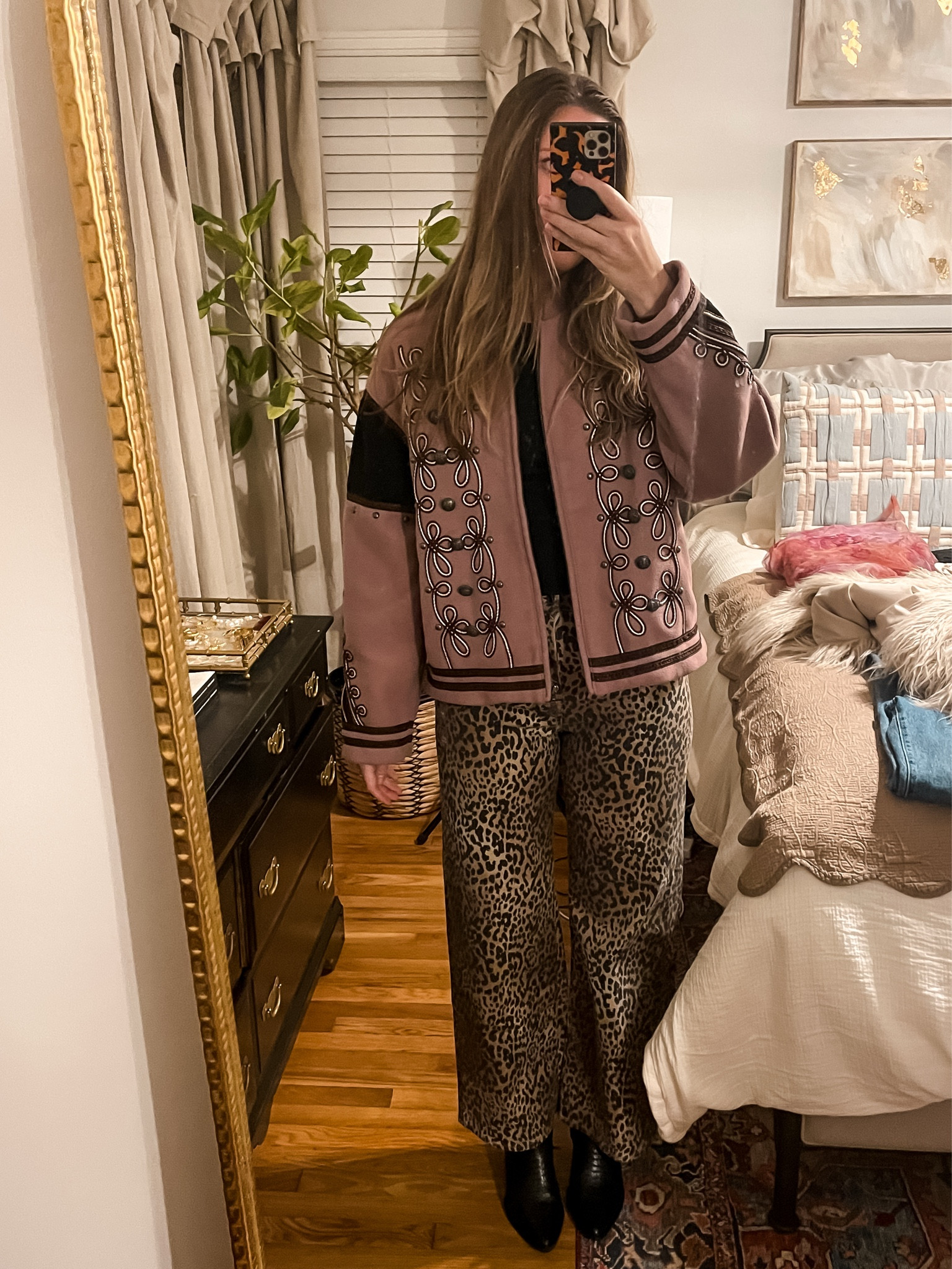 the only pic I got in these jeans before they were snatched!! 😭🤎 on sale now!!

#LTKStyleTip #LTKFindsUnder100 #LTKFindsUnder50