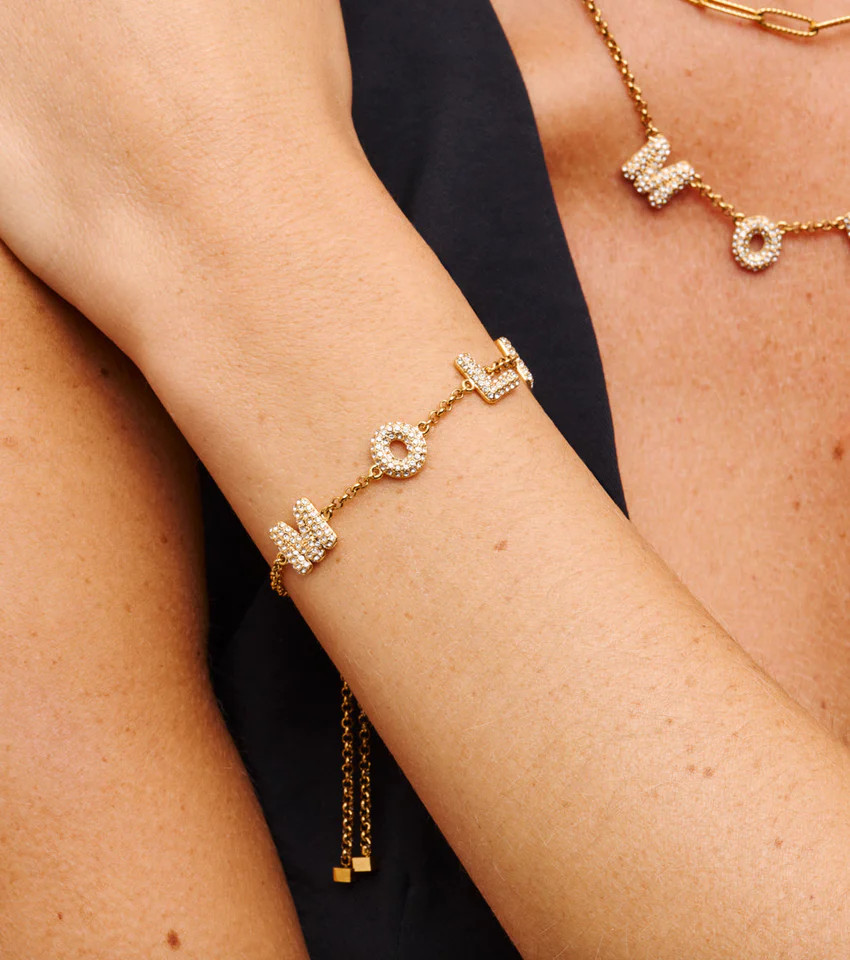 Spotlight Pav√© Bubble Name Bracelet (Gold) | Abbott Lyon