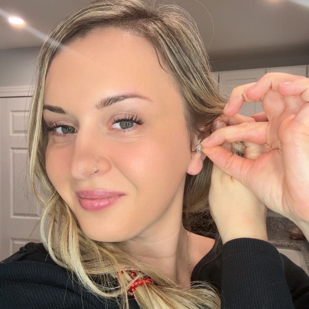 Being a mom can sometimes feel like juggling the world, and forgetting to pause a moment to breathe. Between the to dos, schedules, sports, parties, etc. It can consume us completely. 

That’s why I recenter myself using @earpeaceearplugs . 

It’s not often I get moments of “calm” especially in the toddler phase we’re currently in, so these help me get some quiet time to recenter myself for another day. 

If you’re looking to find a way to find your calm, I highly recommend grabbing yourself a pair @earpeaceearplugs 

#fromthelobby #earpeace @fromthelobby @earpeaceearplugs 

/ hearing / protection / earplugs / calm / health