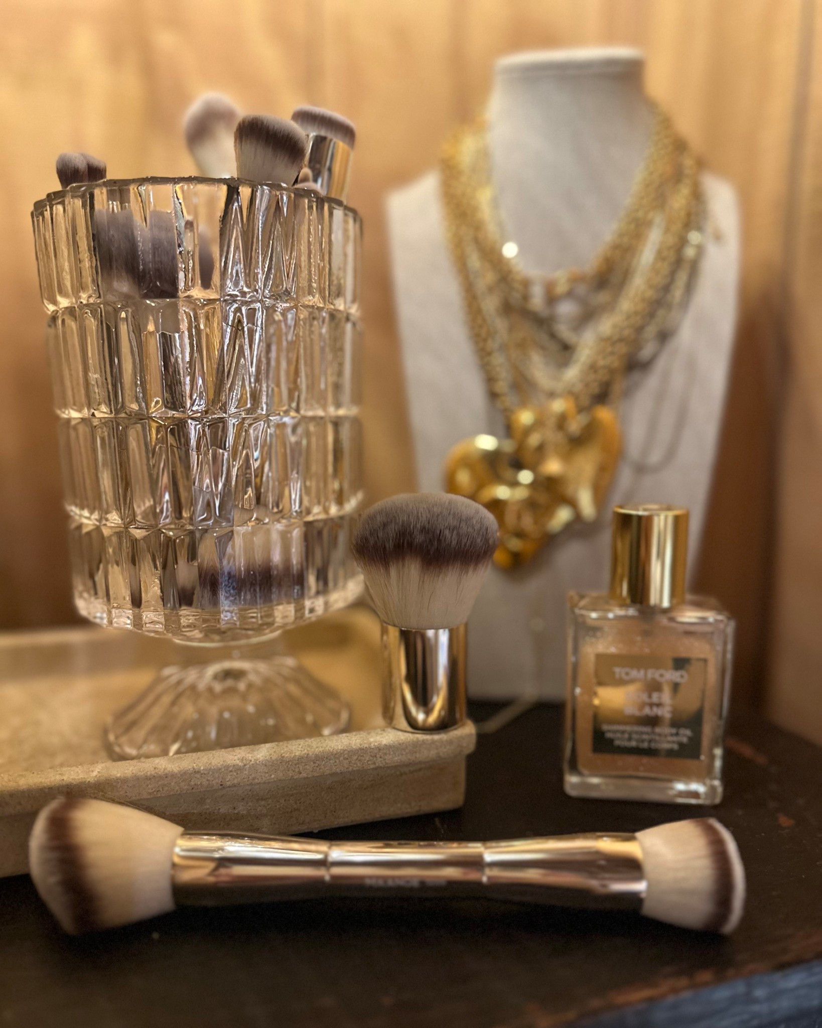 The best makeup brush set, under $50! 

#LTKmorningroutine #LTKBeauty #LTKGiftGuide