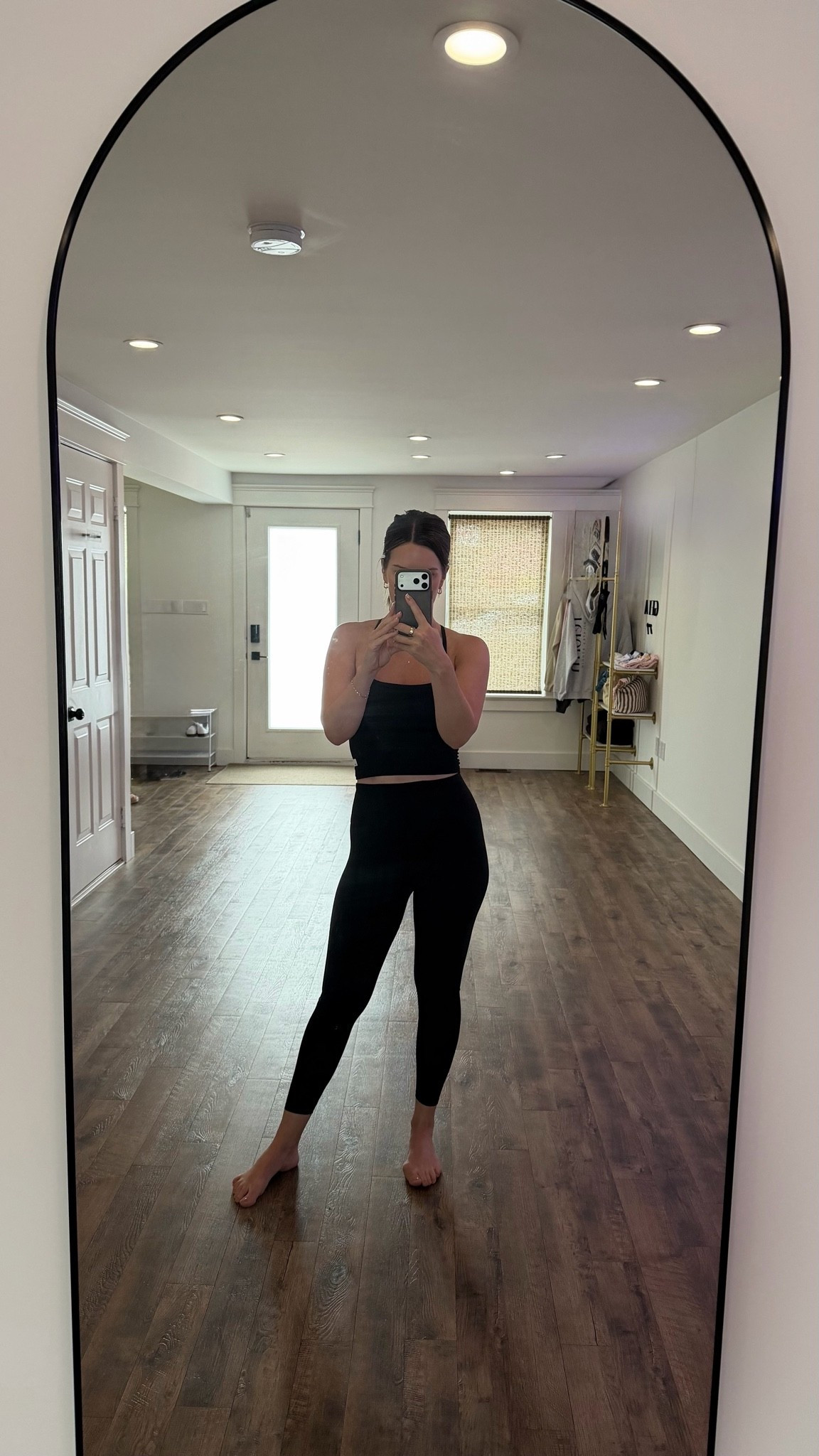 My go to Pilates outfit @Vuori US 
Wearing medium