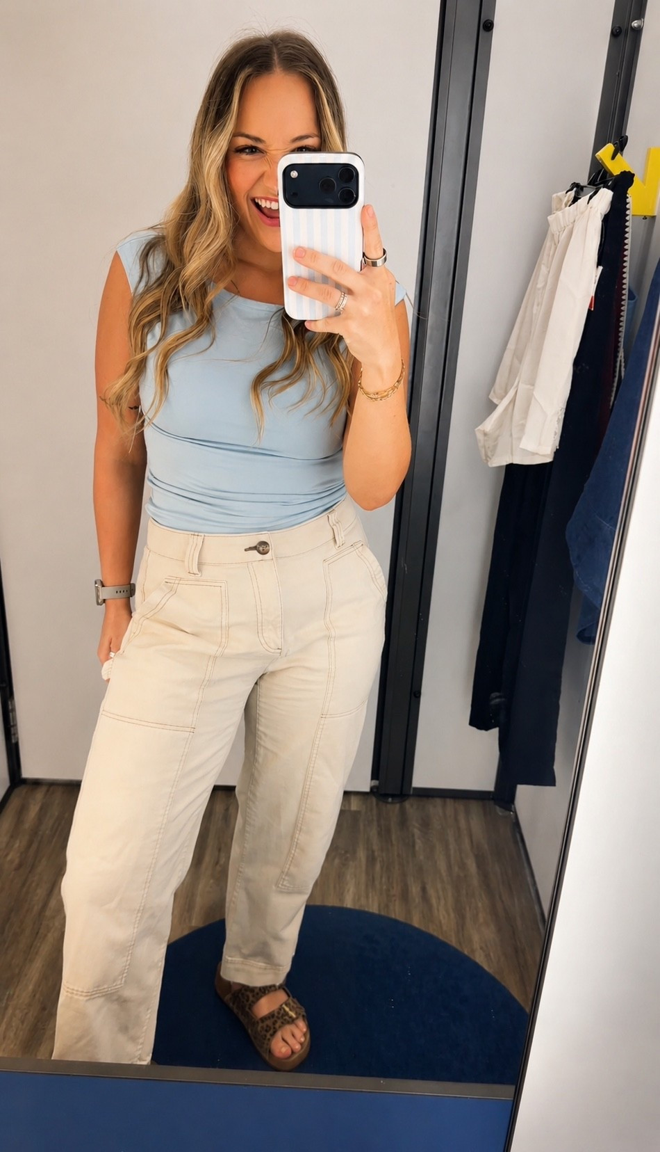 this pop of color 🩵

#LTKMidsize #LTKSaleAlert #LTKSeasonal