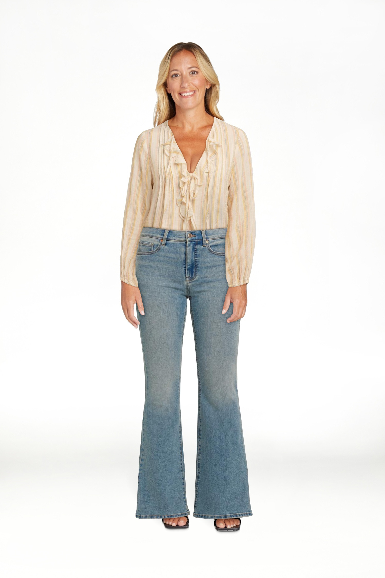Jessica Simpson Women's and Women's Plus Daisy Fitted Flare Jeans, 30.5", 32.5", and 34.5" Inseam... | Walmart (US)
