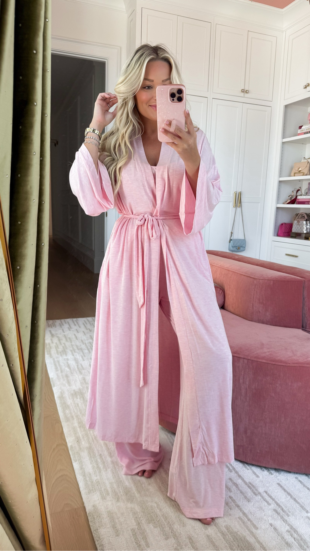 Mothers Day finds from
@victoriassecret #VSPartner 

Wearing size small! 



#LTKMothersDay #LTKmomlife #LTKselfcare