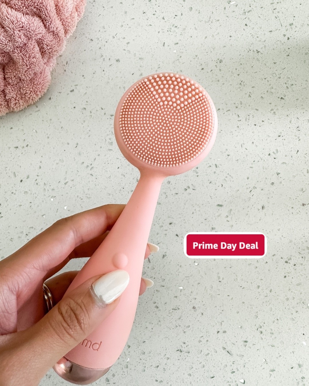 Your face has not been clean until you’ve used this device. You can feel the difference in just one use! It unclogs pores, minimizes pore size and truly deep cleans in a way that’s gentle on the skin.


Amazon prime day, Amazon sales, Amazon finds, skincare, beauty faves, beauty favorites

#LTKSaleAlert #LTKBeauty