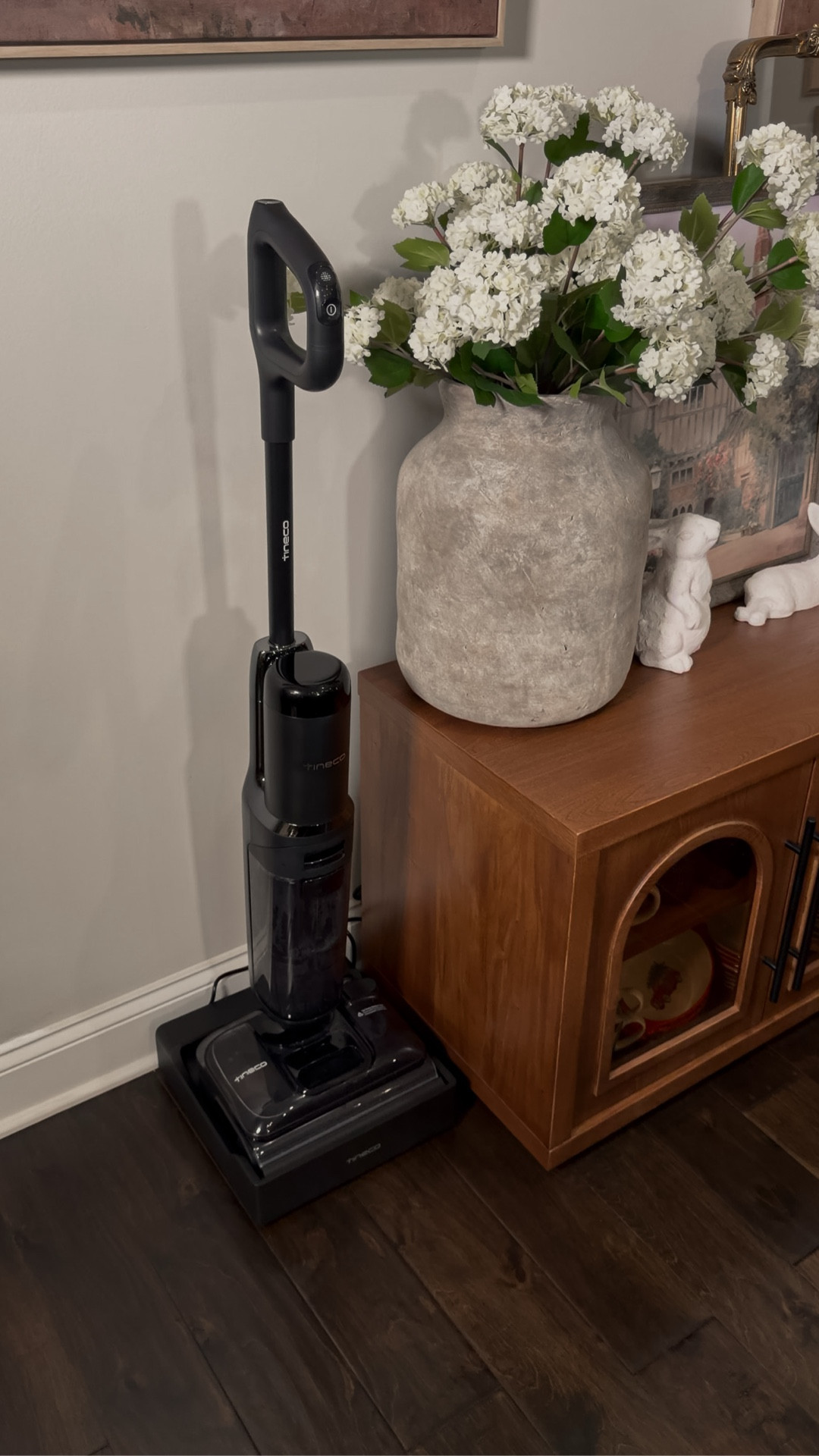 Cleaning days just got an upgrade. ✨
Powerful, sleek, and makes everyday mess disappear in minutes — the kind of home essential you’ll actually enjoy using.

Use code DECOS7UL for savings.

#Tineco #CleanBeyondLimits @tinecoglobal
home essentials, cleaning tips, modern home, home inspo, daily clean routine, organized home, cleaning motivation, home sweet home, content creator, reels instagram, discover under 100k

#LTKHome #LTKmorningroutine #LTKSpringSale