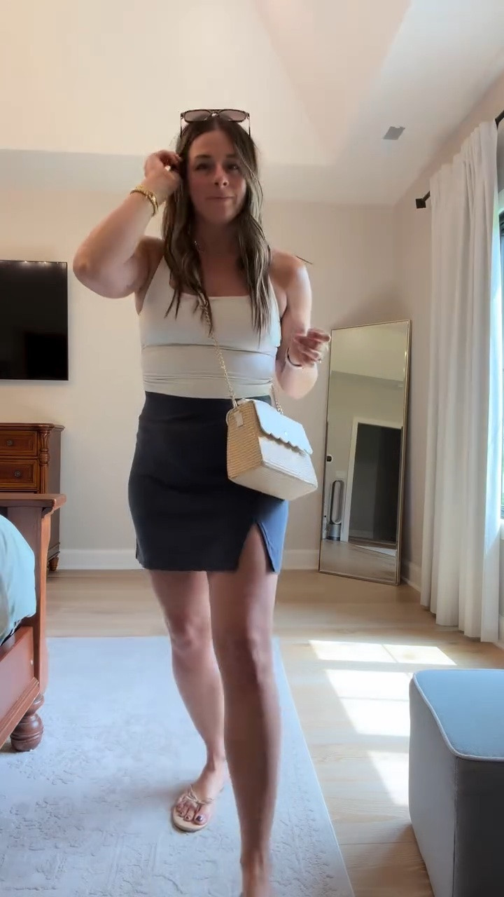 This skirt is so darling 💕 comment SHOP for links! 

#lifeandstyleblogger #momstyle #casualstyle #amazonfashionfinds #ododospartner @ododos_influence @ododos_official