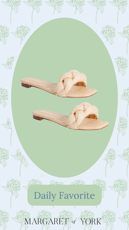 The chicest summer sandal. #sandals #shoes #womensstyle

#LTKshoecrush