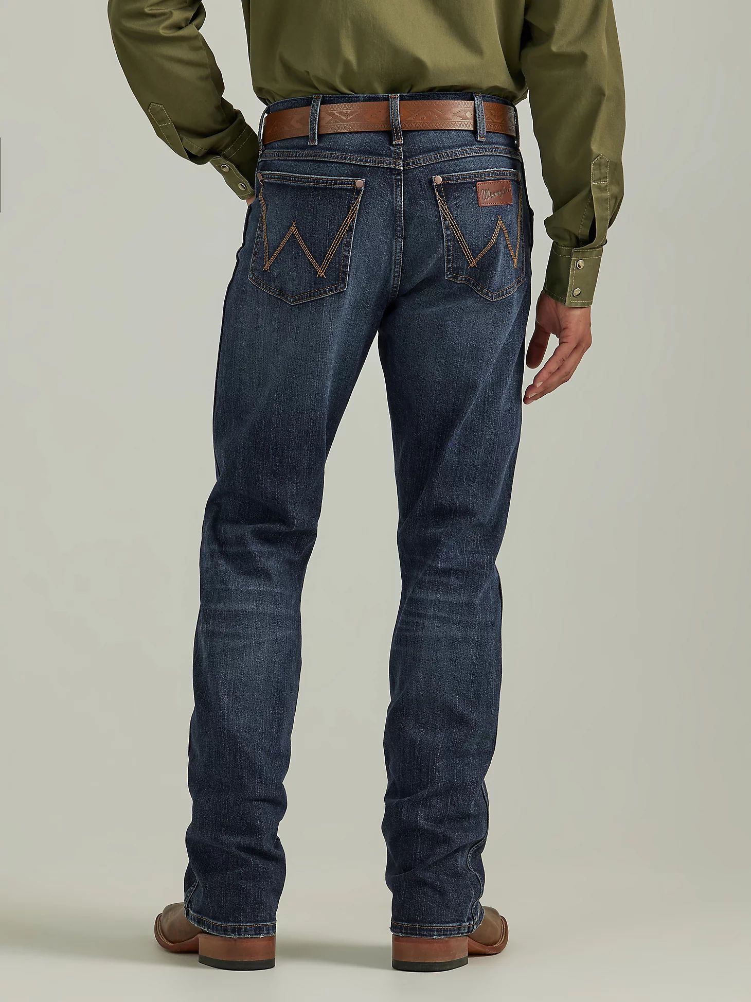 Men's Wrangler Retro® Slim Fit Bootcut Jean in Elwick | Wrangler