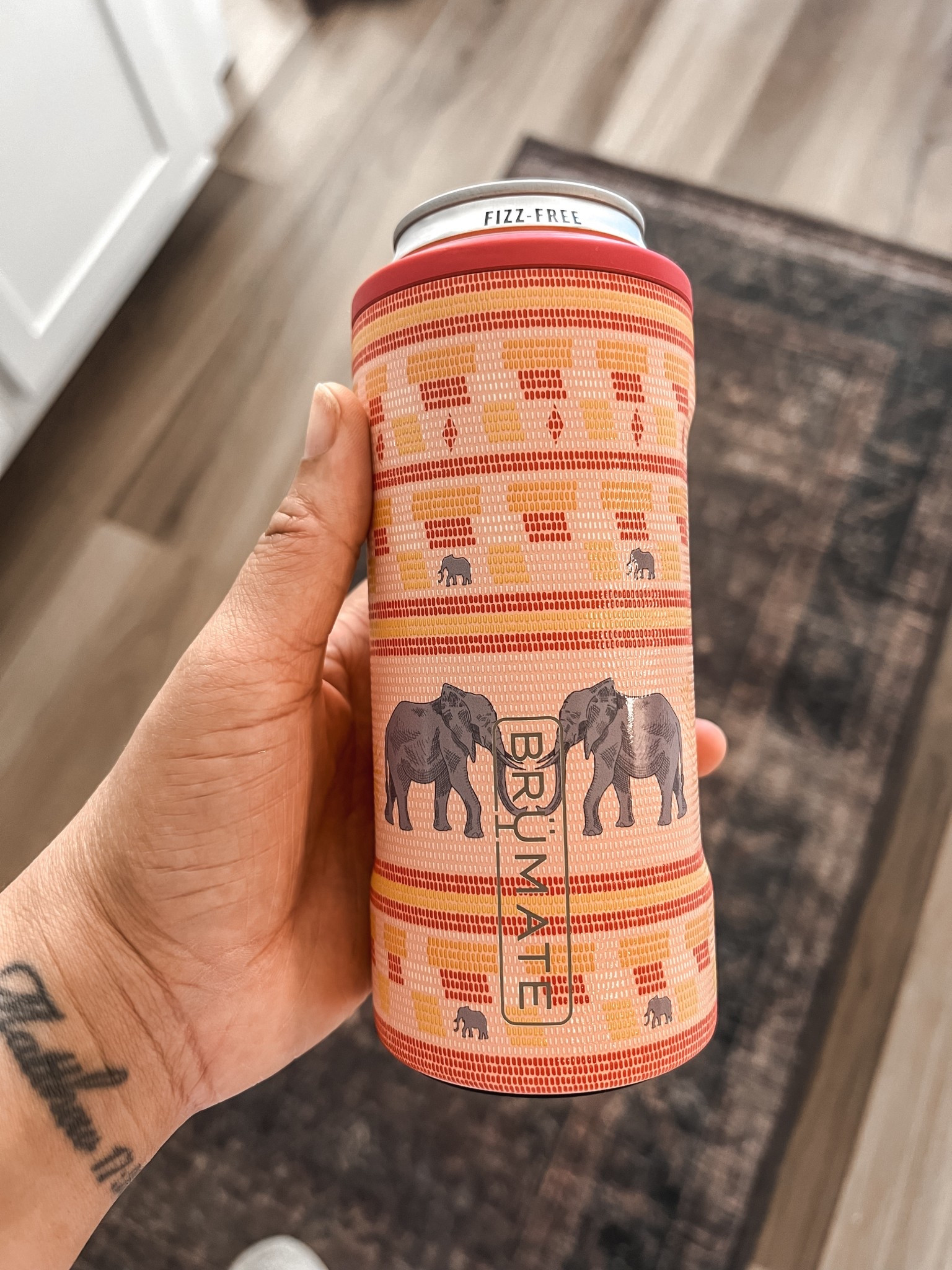 My hopsulator arrived from the new BruMate safari collection & I love! 😍🐘 Fun note: 10% of sales go towards elephant conservation!