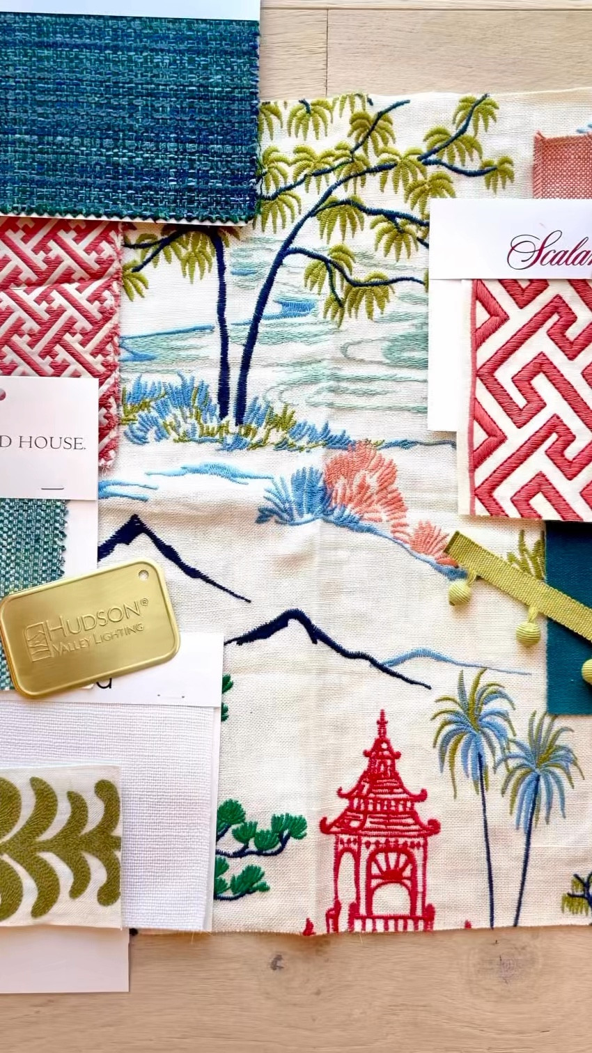 This coral and teal design plan is beautiful and fun. I’ve selected some great pieces that accent this plan.


#LTKHome