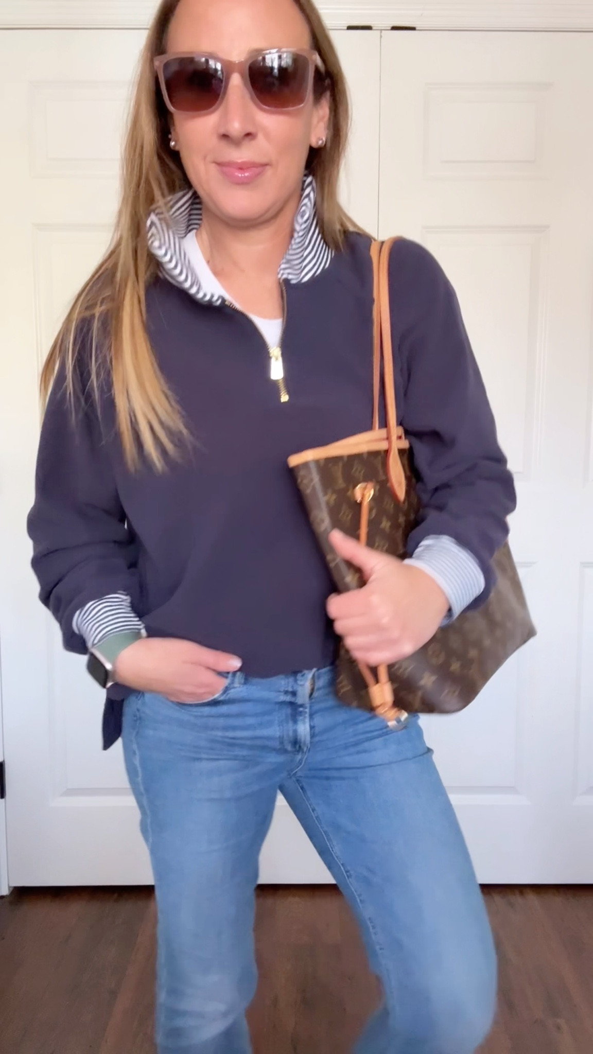 🍂 Effortless fall outfit vibes! I styled this cozy fleece top with my go-to high-rise jeans and classic Adidas Sambas for a laid-back, chic look that’s perfect for errands, school drop-off, or weekend brunch. The striped collar detail adds a polished touch while keeping it casual and comfortable.

✨ Shop the look:
🧥 Fleece half-zip pullover
👖 Everyday straight-leg jeans
👟 Adidas Samba sneakers
👜 Louis Vuitton tote

#FallOutfit #CasualOutfit #FleeceTop #AdidasSambas #EverydayStyle #LTKFall #LTKCasual #OOTD #JeansOutfit #FallFashion

#LTKootd #LTKSeasonal #LTKgrwm