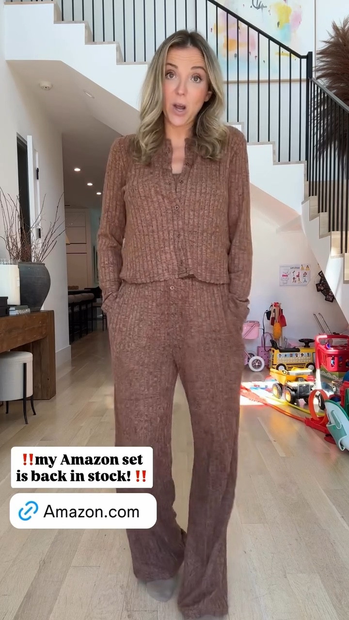 My three piece Amazon sweater set is back in stock and I am obsessed!

#LTKootd #LTKFindsUnder50 #LTKmomlife