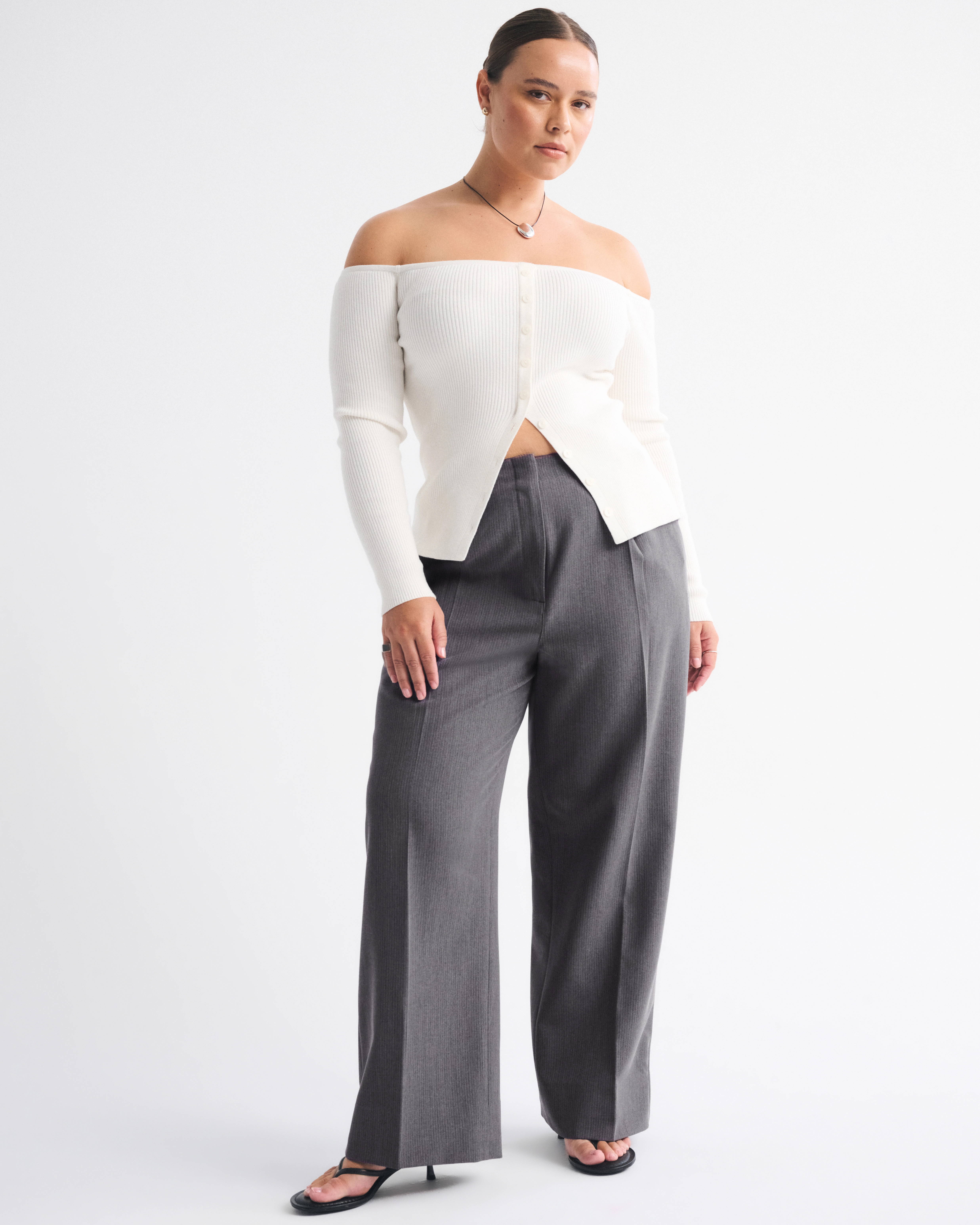 Curve Love A&F Sloane Tailored Hardware Wide Leg Pant | Abercrombie & Fitch (US)