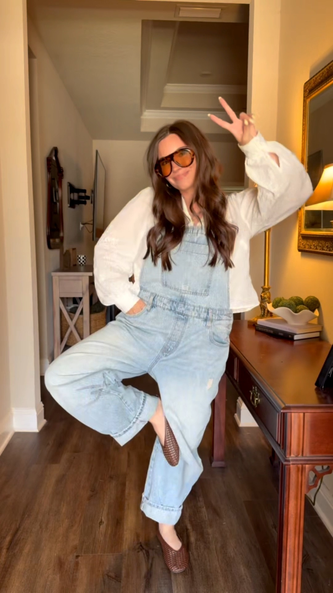 realistic mom style outfits ✌🏻the most comfortable overalls from Vici!

#LTKmomlife #LTKootd #LTKSaleAlert