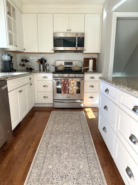 Fall Kitchen Decor
home | Ruggable runner rug 

#LTKHolidaySale #LTKhome #LTKsalealert