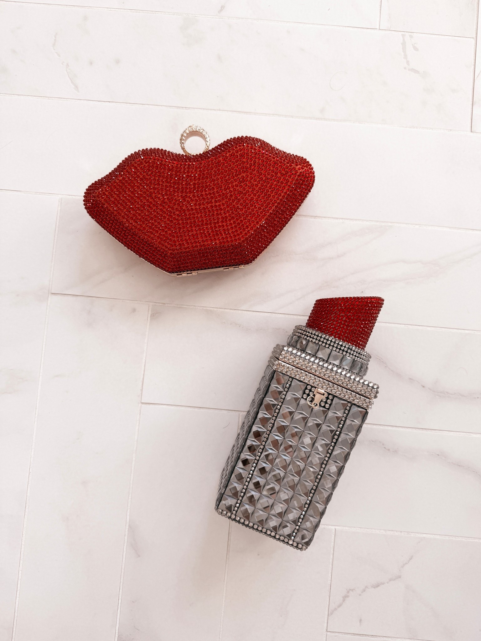 These sparkly clutch bags are perfect for your next party! 

#LTKBeauty #LTKValentine #LTKootd
