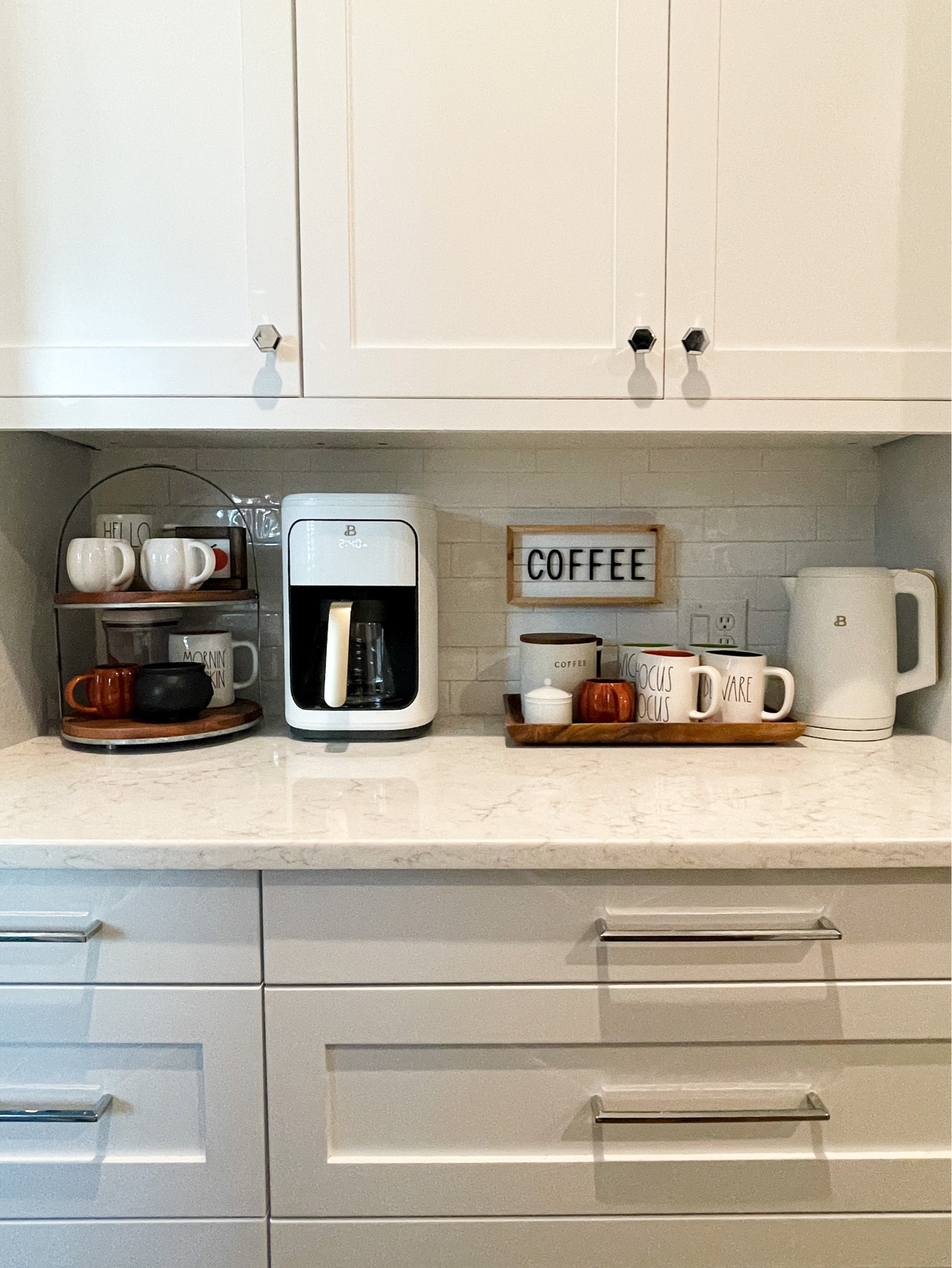 New coffee maker alert! This one is budget-friendly and beautiful with a glass carafe! Comes in several colors & is under $50! 


#LTKSeasonal #LTKHoliday #LTKhome