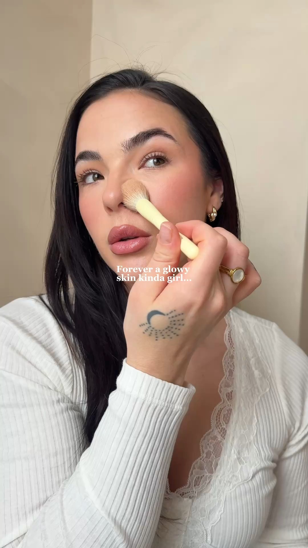 The only routine you need for glowy glass makeup🫶🏻

#LTKBeauty #LTKNYFW #LTKValentine