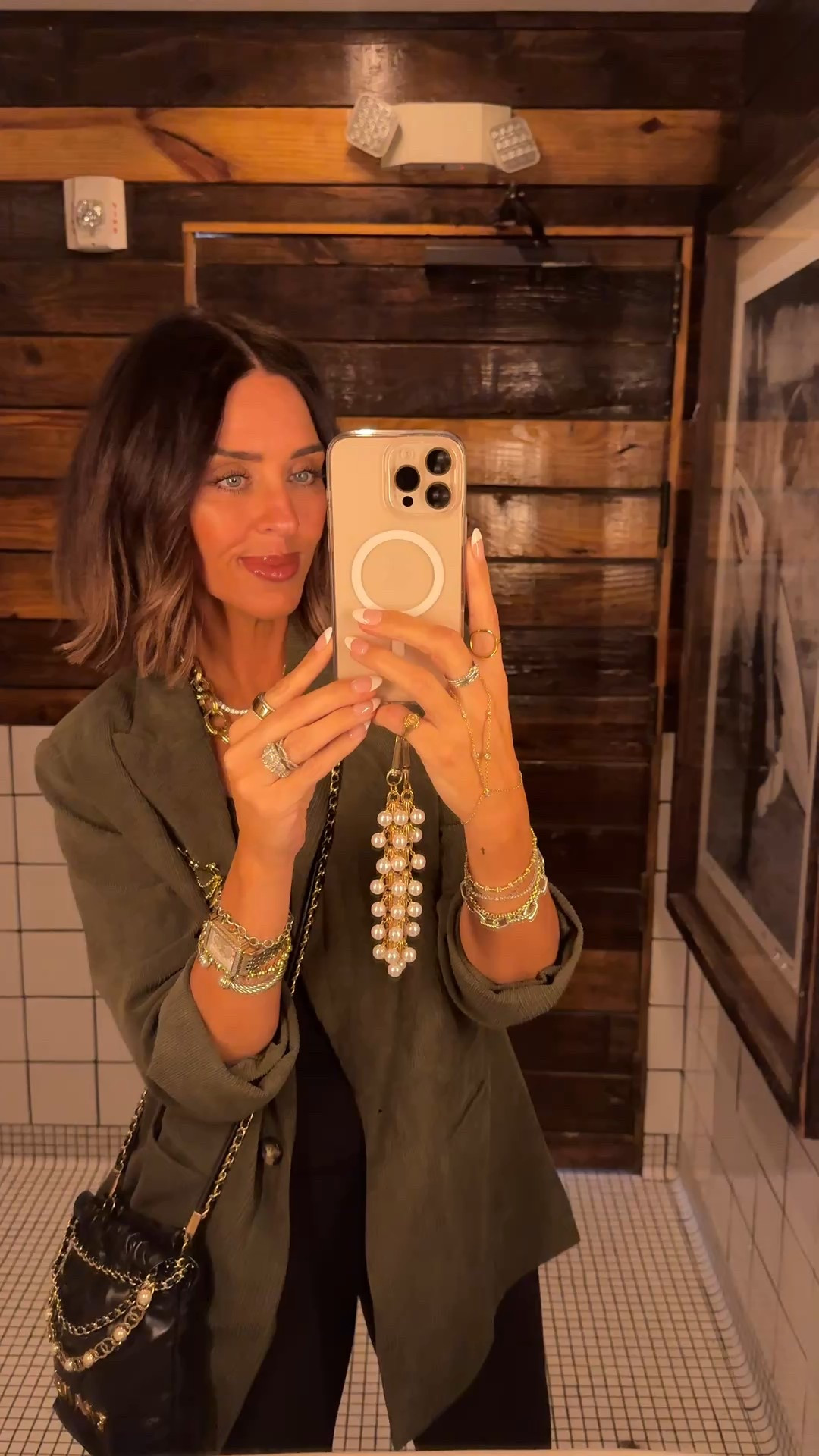 Easy airport look
Blazer - size M
Leggings - size M
Tank - size S
Phone case and charm 


#LTKTravel #LTKFindsUnder50 #LTKFindsUnder100