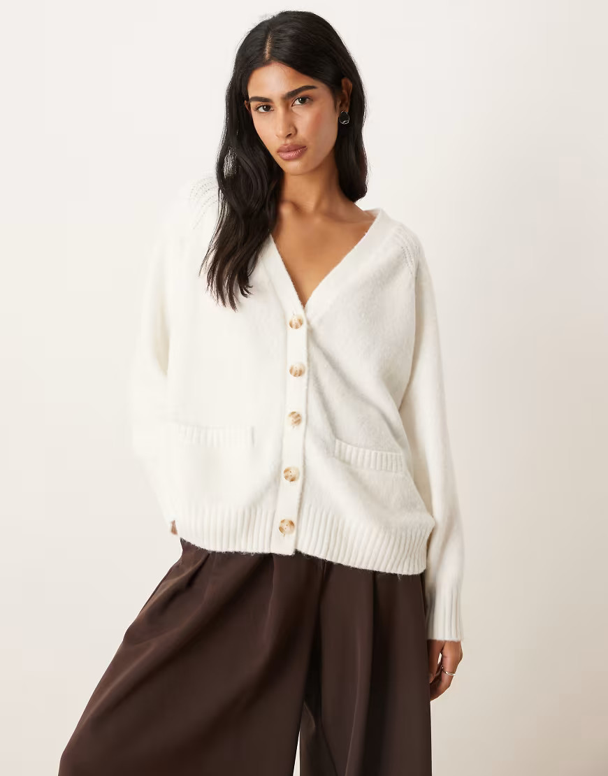 Abercrombie & Fitch cable knit dad cardigan in cream-Neutral | ASOS (Global)