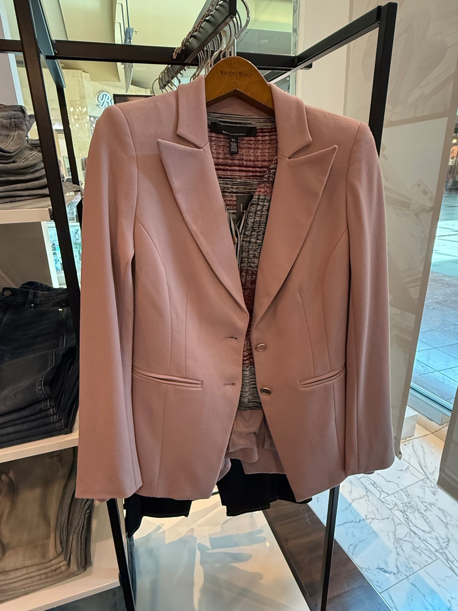 Gorgeous blazer for #HOCsummer. Even has silver buttons. 