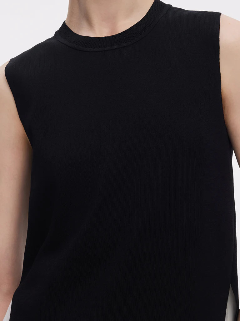 Conjunto de dos piezas: top de tirantes de mezcla de lyocell y blusa con pliegues en la parte pos... | GOELIA