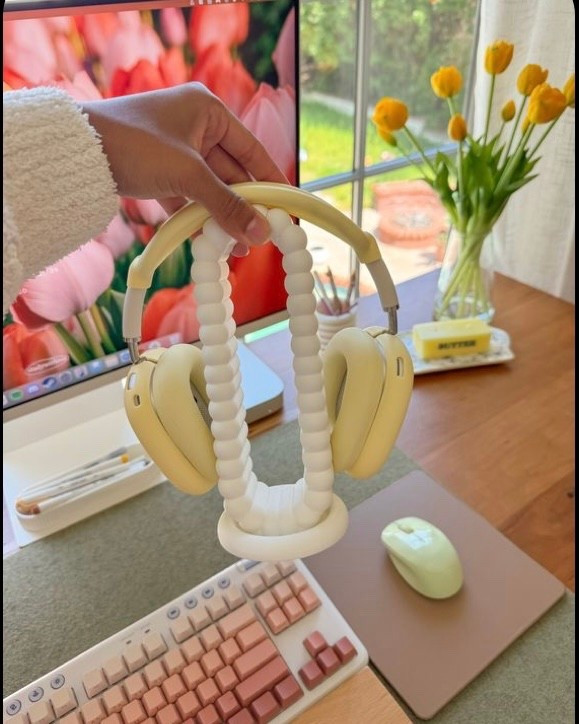 Cutest Office Desk Essentials 🤎

#LTKWorkwear #LTKmomlife #LTKHome