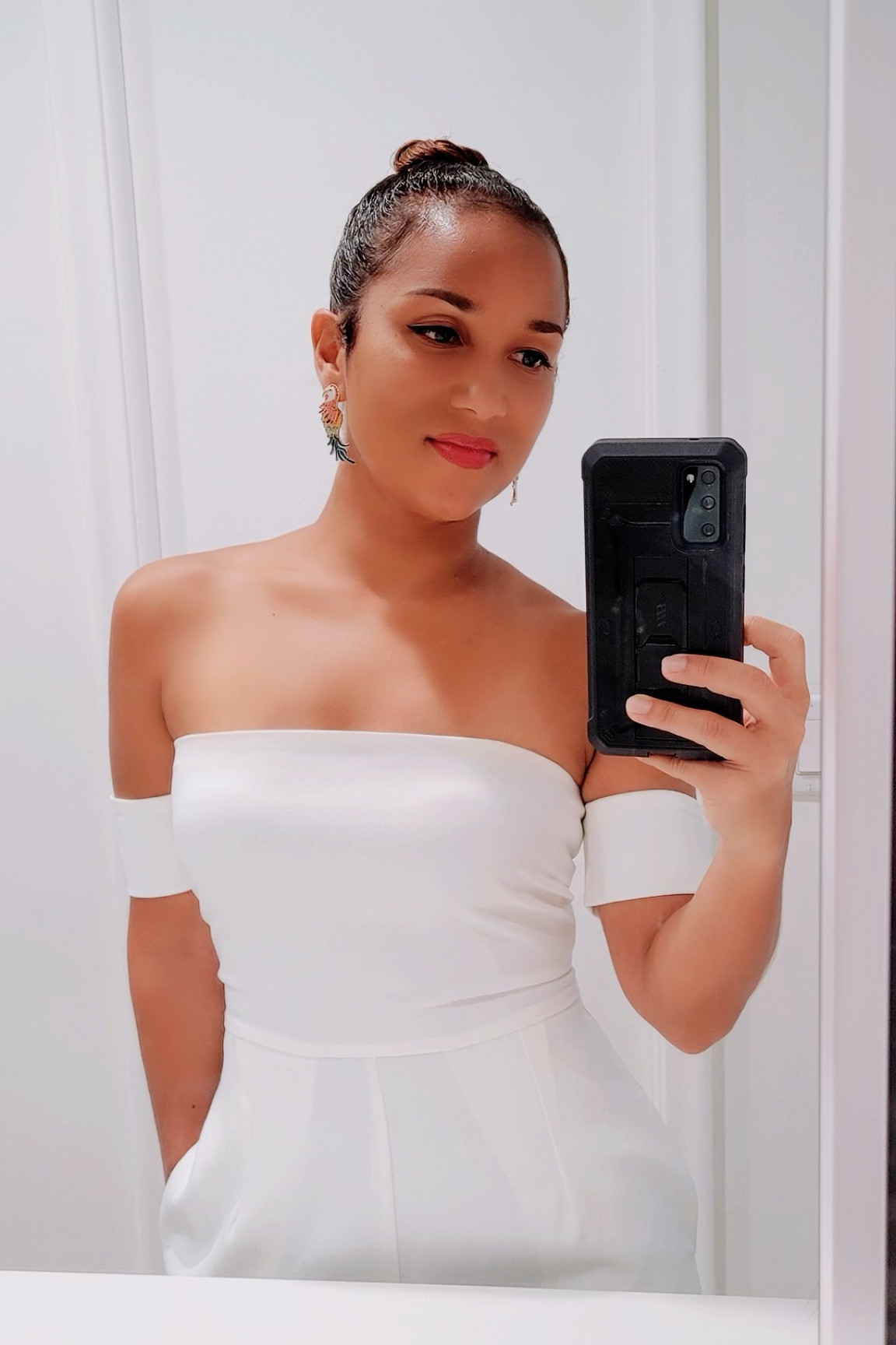 I’ve said it before, and I’ll say it again…everyone needs a crisp, white jumpsuit in their wardrobe! And these jumpsuits are definitely spring AND summer ready!

Summer whites
White outfit
White jumpsuit
Spring outfit
Summer outfit
White looks

#LTKSeasonal #LTKover40 #LTKSpringSale