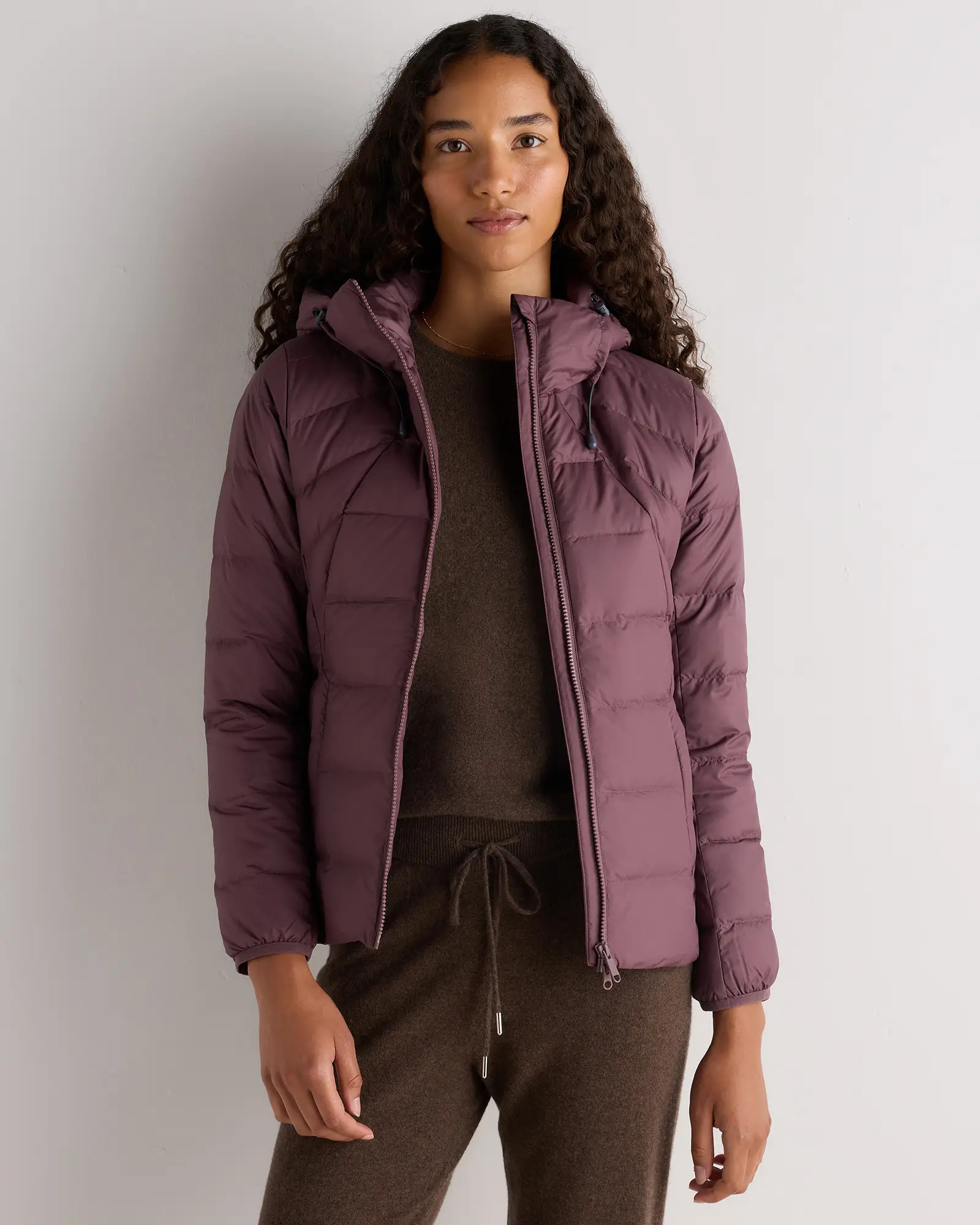 Lightweight Down Packable Puffer Hooded Jacket | Quince