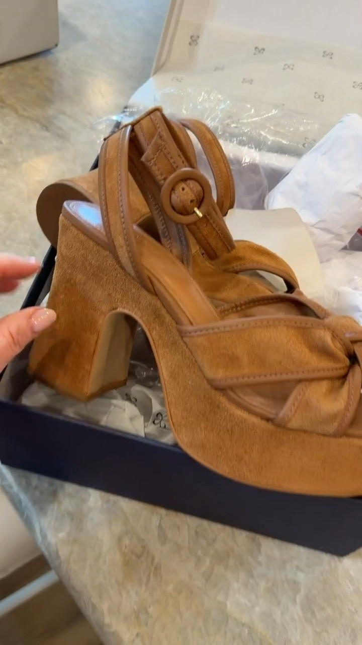 The cutest brown suede platform heels! Perfect for dressing up fall outfits, date-night looks, or wedding guest dresses. #LTKshoecrush #LTKSeasonal #LTKstyletip 

 