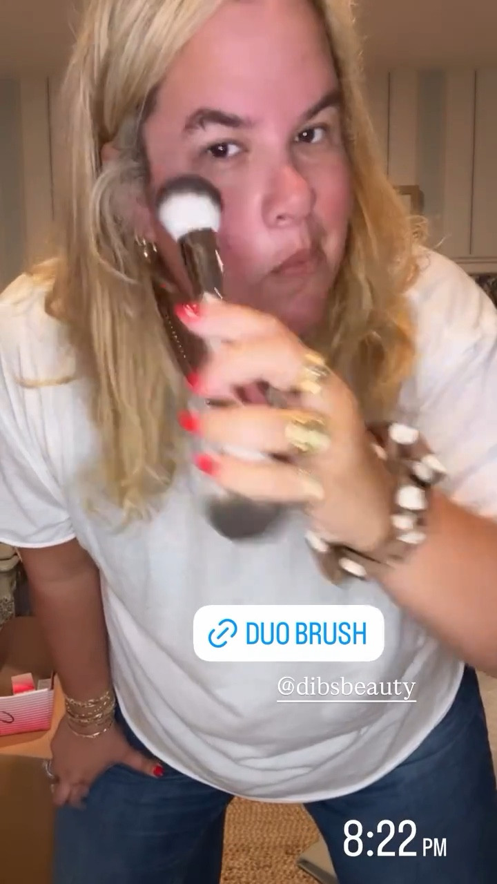 This duo brush is a must-have for your makeup collectionn

#LTKBeauty