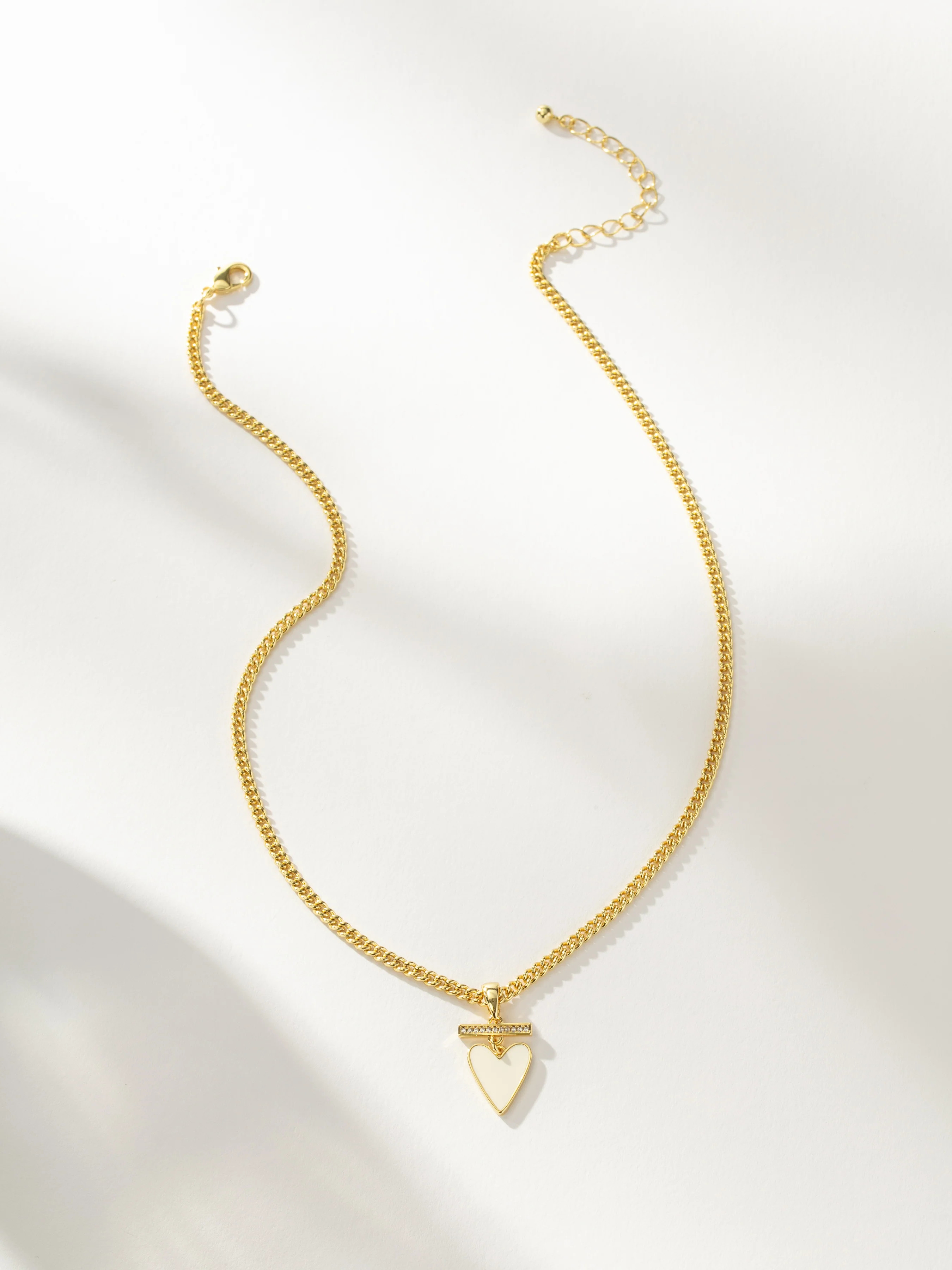 Pure Heart Chain Pendant Necklace in Gold | Uncommon James | Uncommon James