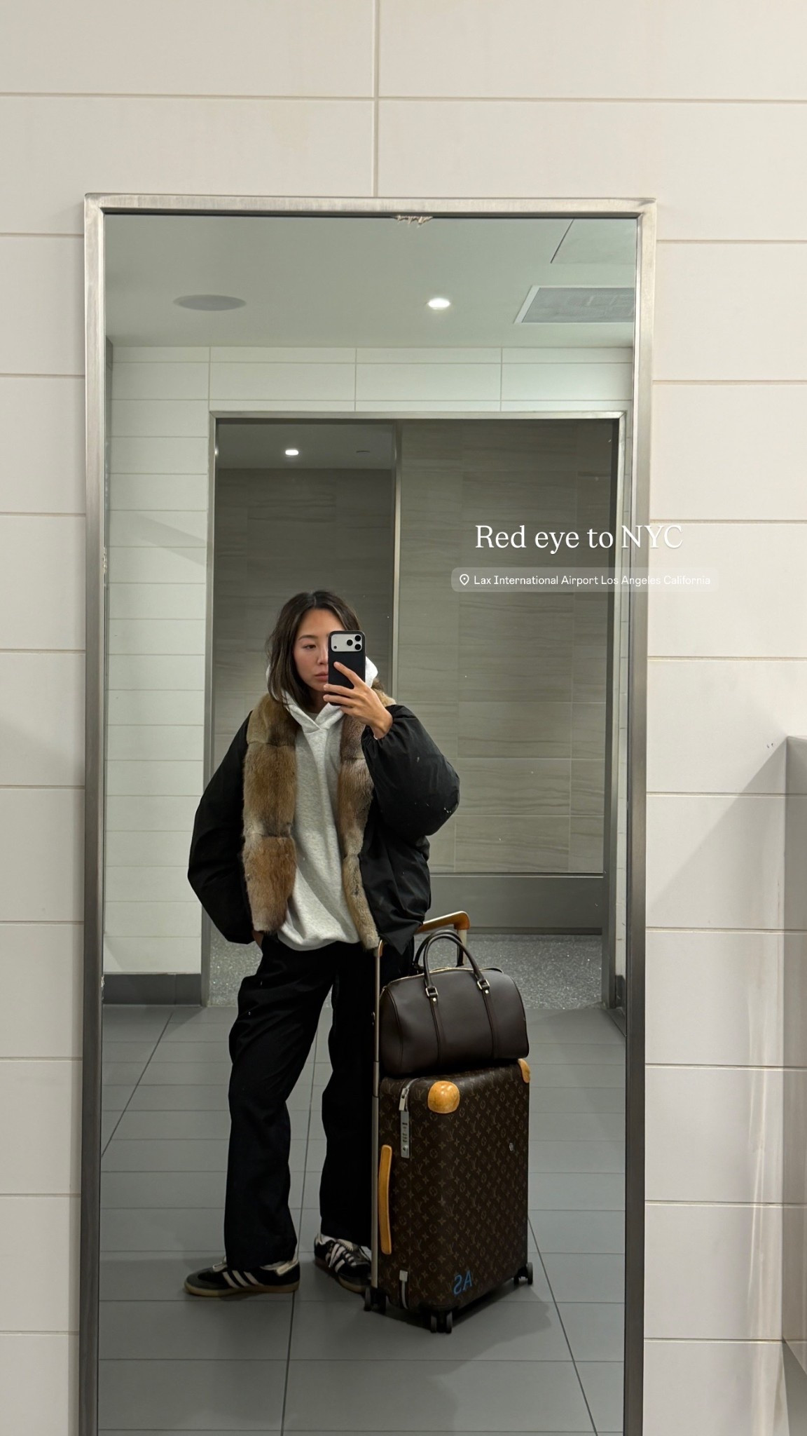 Travel look with my trusty Alo bag!

#LTKootd #LTKTravel #LTKdayinmylife