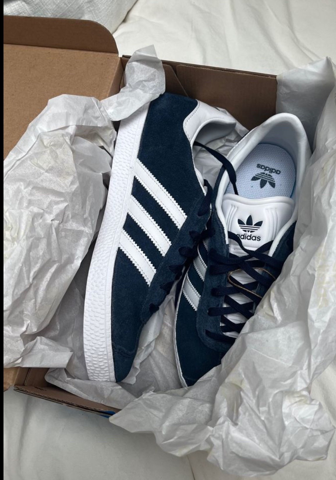 ADIDAS BLACK FRIDAY - Many pairs are on sale including these navy blue adidas gazelles at 50% off 💙

Tags: adidas samba sneakers, adidas spezials, Christmas gift ideas, cyber week

#LTKGiftGuide #LTKCyberWeek #LTKHoliday