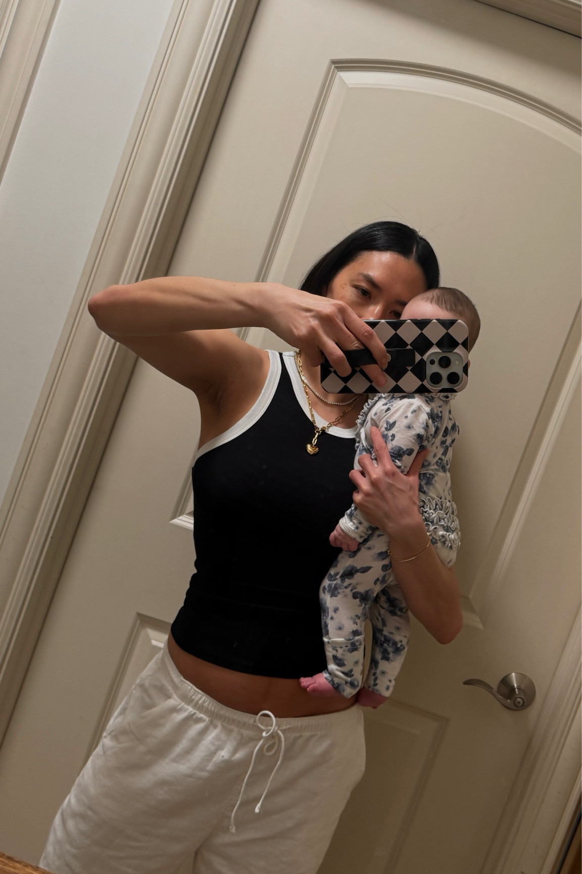 mom ootd 

#LTKbaby #LTKstyletip