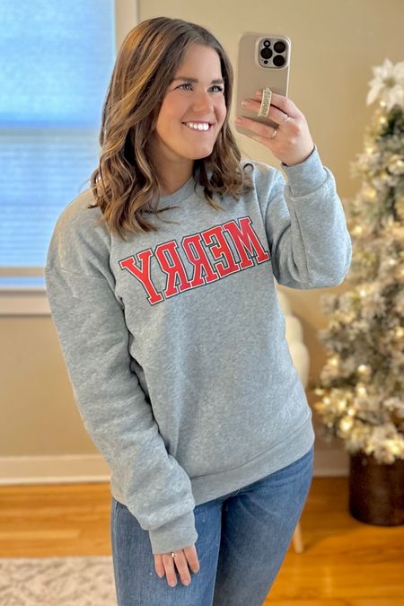 sweatshirt: medium SIZE UP

#LTKHoliday #LTKSeasonal #LTKCyberweek