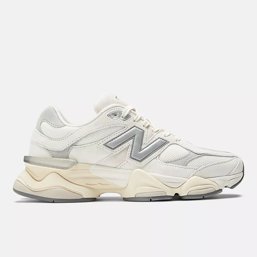Can’t go wrong with these shoes for the gym goer or fashionista in your life! Such a good basic 👌 

#LTKHoliday #LTKGiftGuide