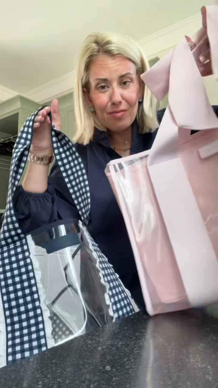 I’m so excited for this! Y’all know how much we love our casemate totes and now they have an organizer to fit the bags!! 

Use my code MIXANDMATCH20 at Case-Mate

#LTKdayinmylife #LTKmomlife #LTKSwim