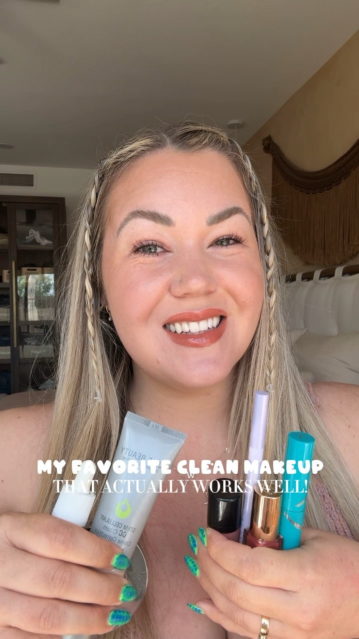 These are the clean makeup finds that ACTUALLY work well and that I’d recommend to you!
-primer Merit
-based/foundation; OTP serum (linked on my IG link tree), Juice Beauty CC cream, Merit complexion stick
-bronzers; OTP serum (linked on my IG link tree), Merit flush bronzer
-blush; Merit Flush Balms, Saie Liquid cheek
-powder Saie air set powder
-Subtl 3-in-1 brows in taupe
-mascara Thrive
-lips; Merit lipstick and shade slick

#LTKBeauty