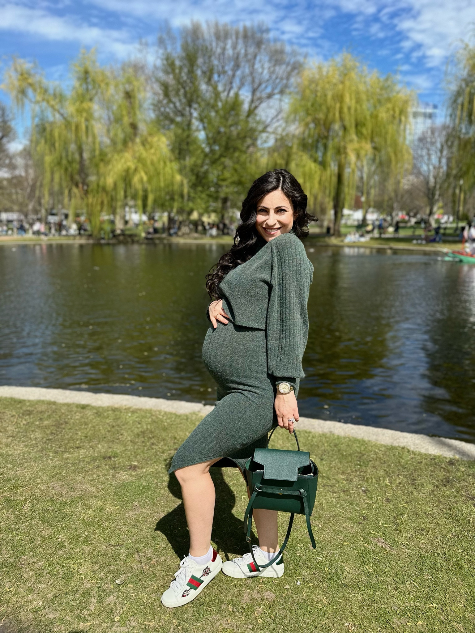 Rate baby bump outing. #ltkmaternity #maternityootd 

#LTKbaby #LTKbump
