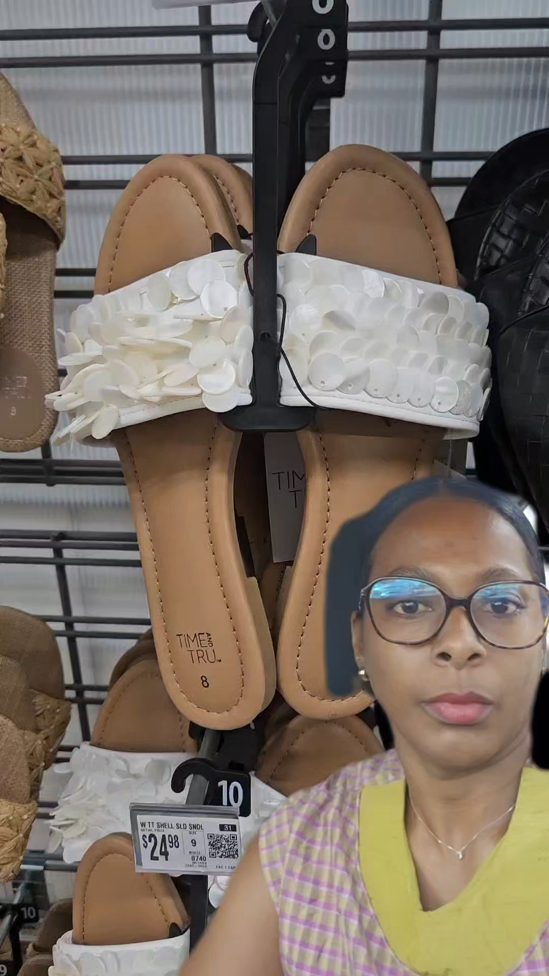 Me gustaron estos zapatos que vi en Walmart? #finds #walmart #ltkshoe

#LTKootd #LTKTall