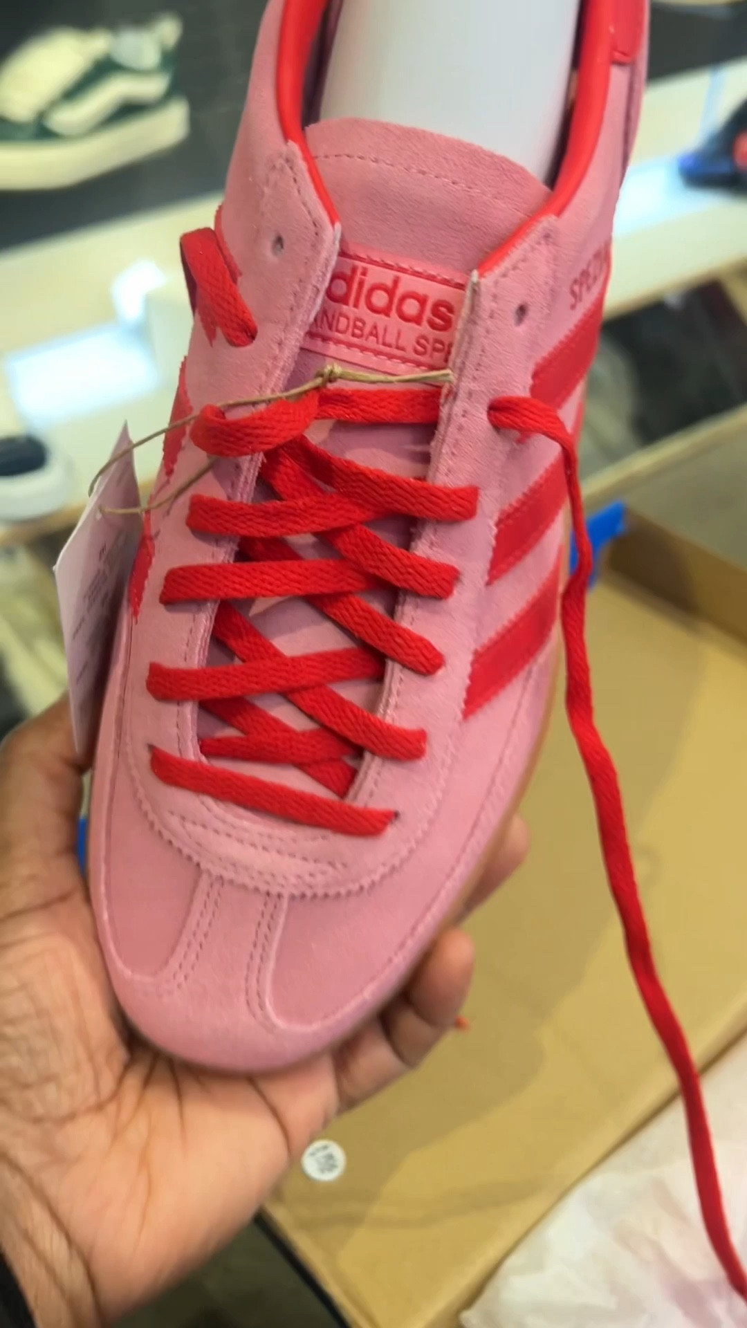 Adidas Sneakers
Midsize gals |midsizegirls |sneakers |valentines Day 

#LTKMidsize