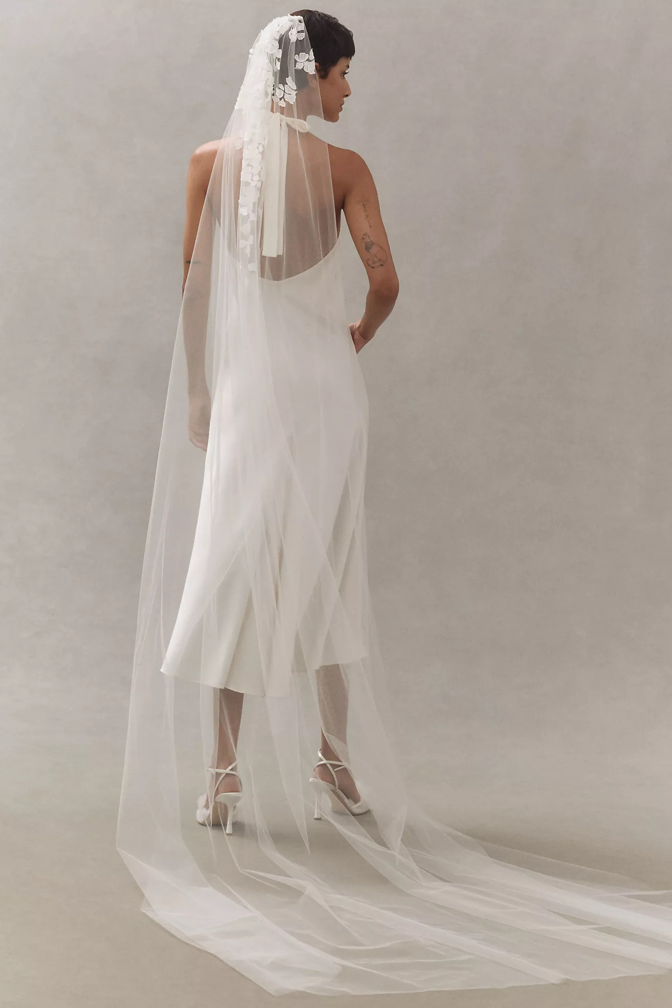 Enaura Scattered Petals Veil | Anthropologie (US)