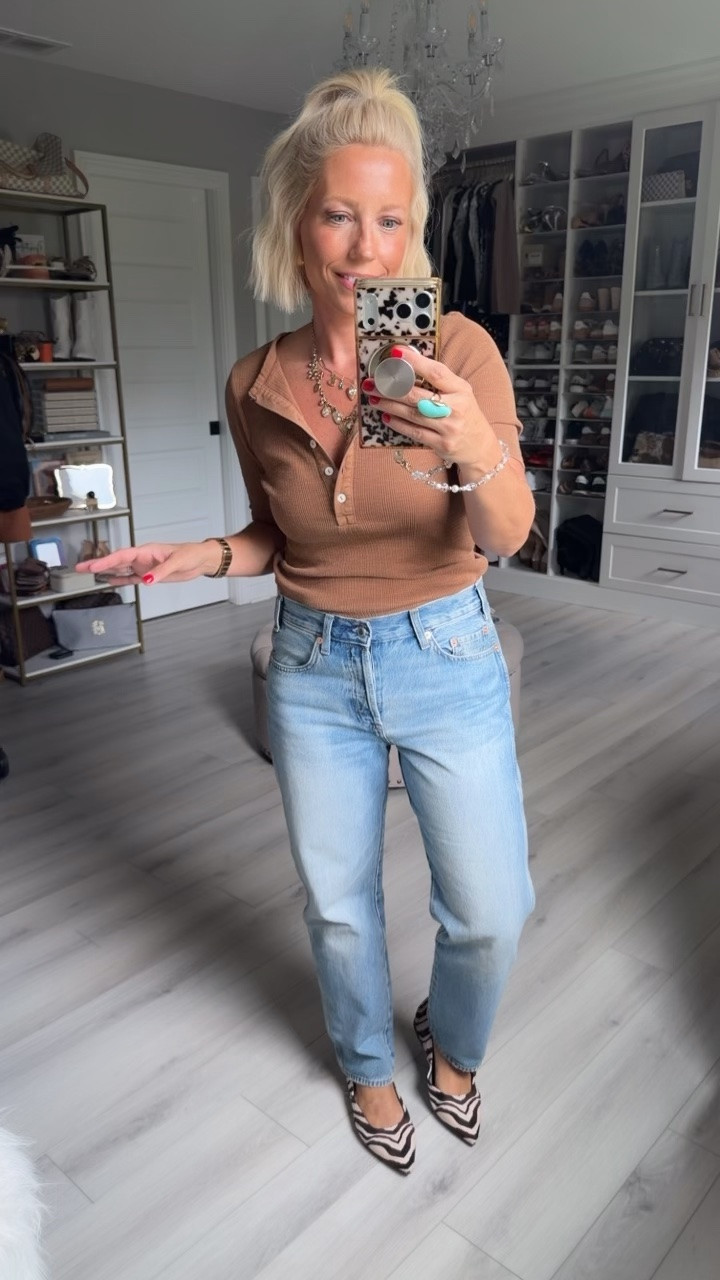 Top small
Jeans size 4 (run roomy - could size down)
Shoes sized up 1/2 size

#LTKSeasonal #LTKOver40 #LTKmomlife