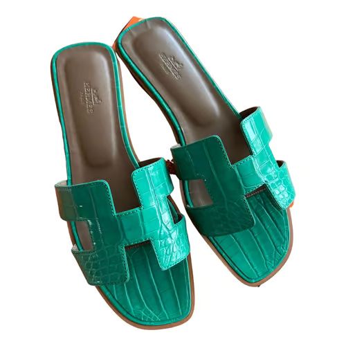 Leather mules Hermès Green size 40 EU in Leather - 32804727 | Vestiaire Collective (Global)