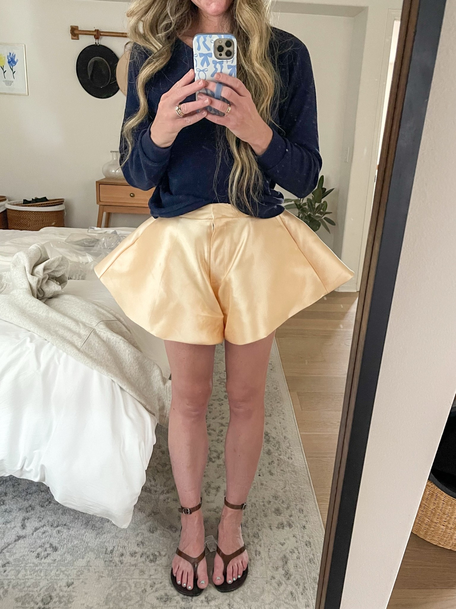 Tried my hand at jellies with these Chloe dupes from Gap but I can’t stand things between my toes. These are very good though if you can and they’re under $40. Some colors are currently 50% off! They run big so if you’re in between sizes, size down 1/2 size.

#LTKSaleAlert #LTKSeasonal