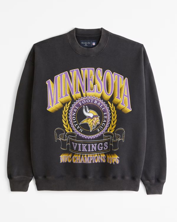 Men's Minnesota Vikings Graphic Crew Sweatshirt | Men's Tops | Abercrombie.com | Abercrombie & Fitch (US)