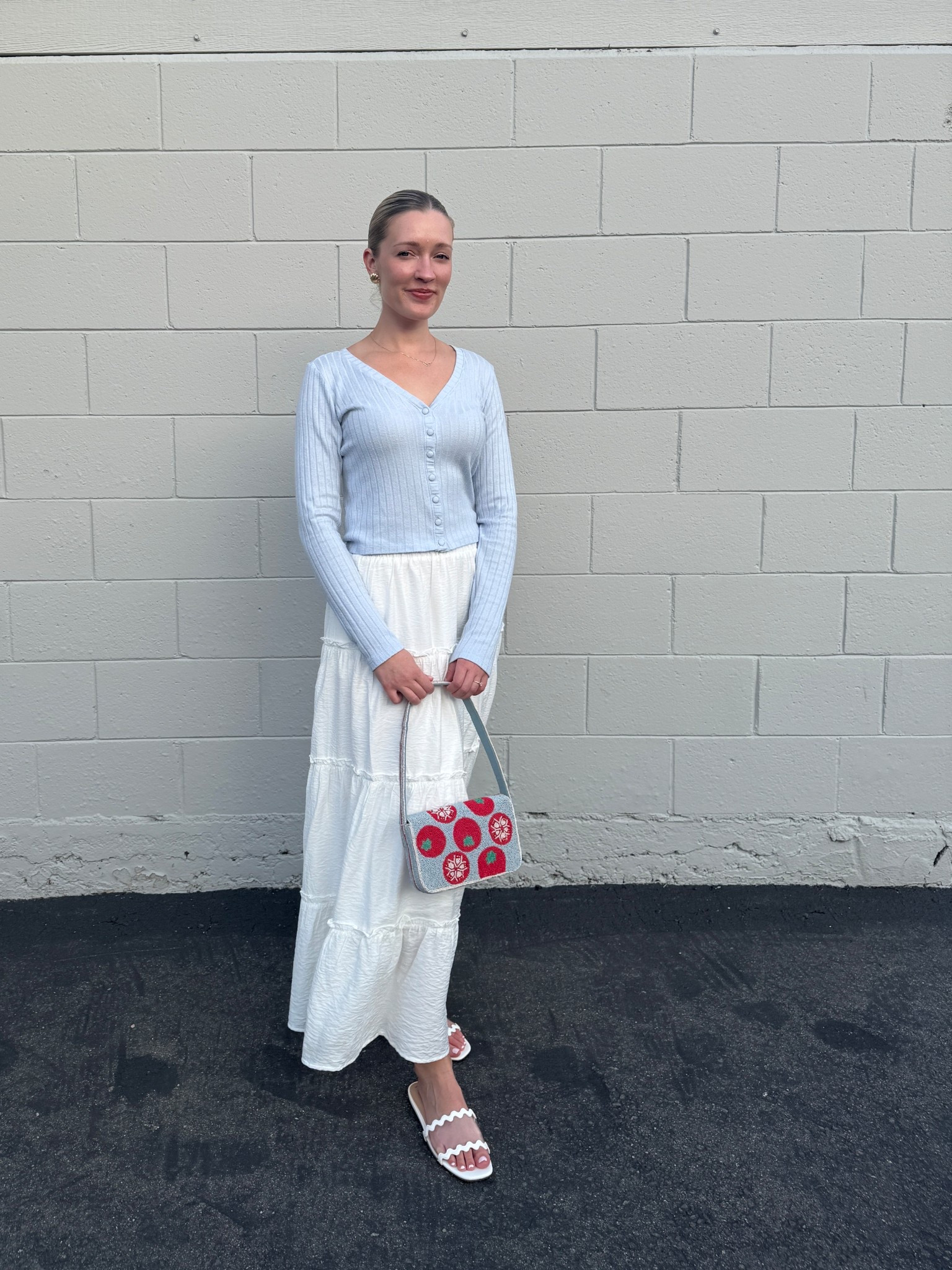 Summer date night outfit / beaded purse🍅

#LTKSummerEdit #LTKStyleTip #LTKFindsUnder100